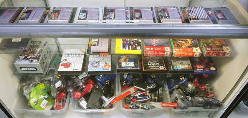 Video Game Store «Gameplay Long Beach», reviews and photos, 5911 E Spring St, Long Beach, CA 90808, USA