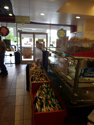 Ice Cream Shop «Cold Stone Creamery», reviews and photos, 129 Bleachery Blvd s, Asheville, NC 28805, USA