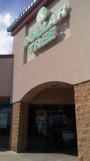 Dollar Store «Dollar Tree», reviews and photos, 1100 Chester Pike, Sharon Hill, PA 19079, USA