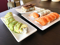 Plats et boissons du Restaurant de sushis Sushi Jouy. à Jouy-en-Josas - n°1