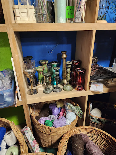 Thrift Store «Jonnycake Center of Westerly», reviews and photos