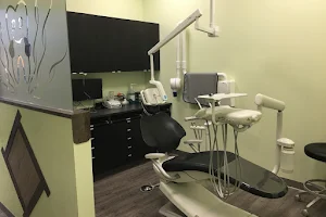 Deacon Dental image