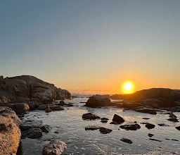 Saunders Rock's Beach photo