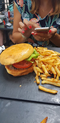 Sandwich au poulet du Restaurant de hamburgers Les Burgers de Colette - Toulouse - n°13