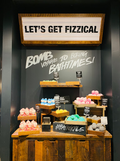 Cosmetics Store «Lush Cosmetics», reviews and photos, 2800 W Big Beaver Rd # 232, Troy, MI 48084, USA