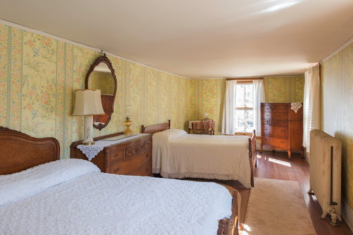 Real Estate Agency «Elyse Harney Real Estate - Salisbury», reviews and photos, 11 E Main St, Salisbury, CT 06068, USA