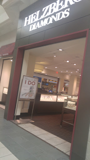 Jeweler «Fred Meyer Jewelers», reviews and photos, 4502 S Steele St #523a, Tacoma, WA 98409, USA