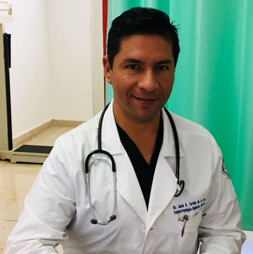 Dr. José Toribio de la Cruz, Endocrinólogo