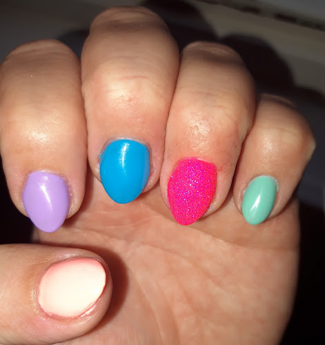 Opinii despre Beauty Shop Business Szépségszalon în Debrecen - Szépségszalon