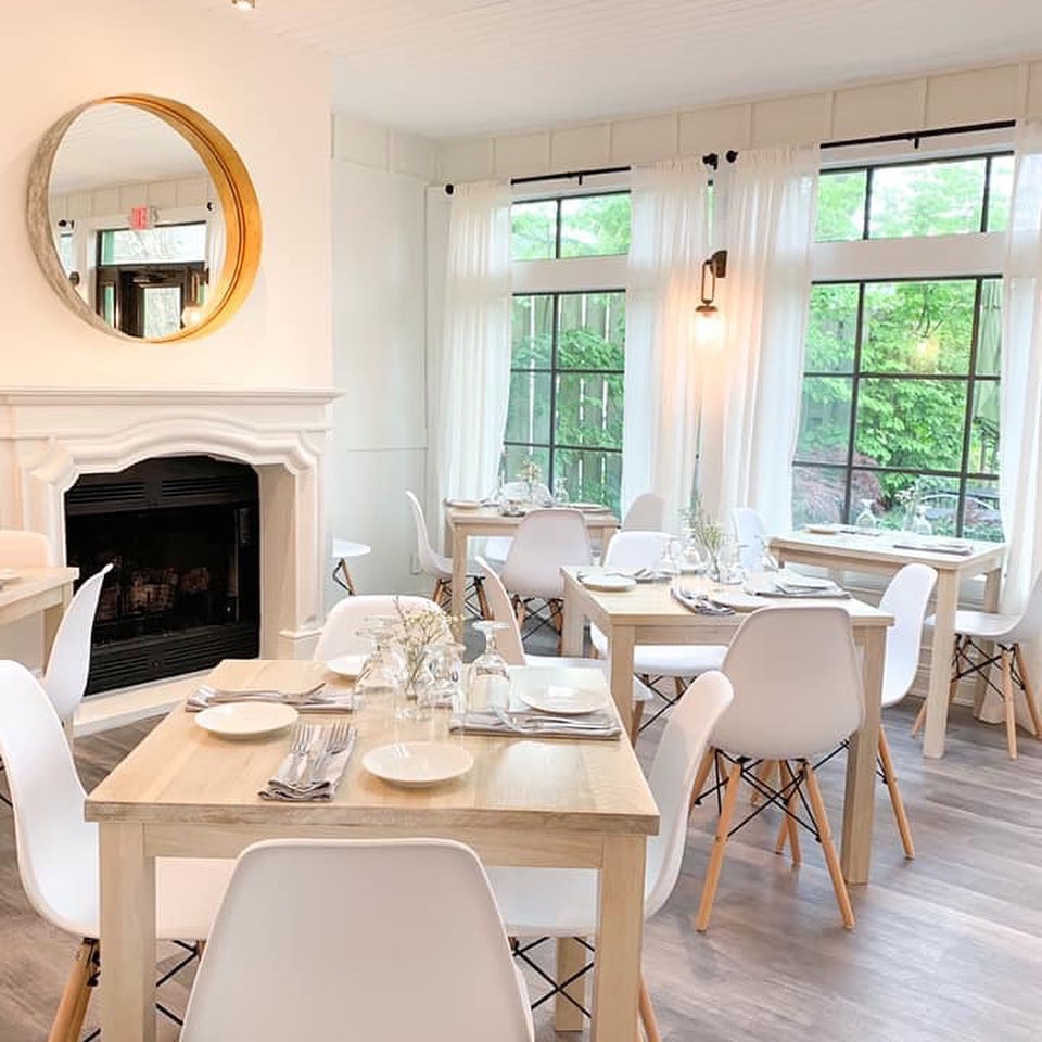 Coast 236 Restaurant & Bar 49453