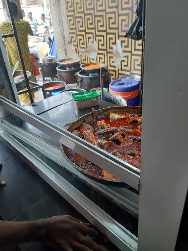 Amoke Oge Restaurant, 1 Bawala St, Pedro, Lagos, Nigeria, Park, state Lagos