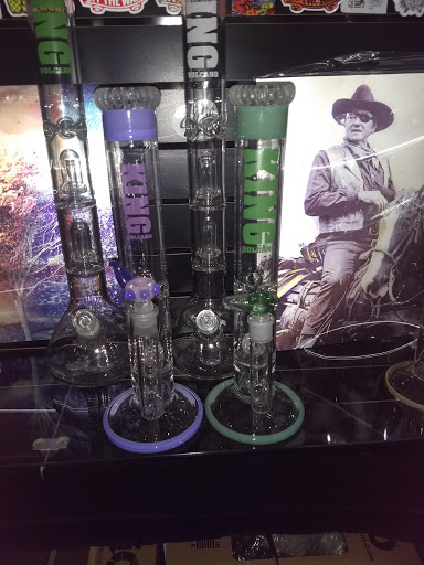 Herb Shop «Traders Smoke Shop», reviews and photos, 14880 N Northsight Blvd #104, Scottsdale, AZ 85260, USA