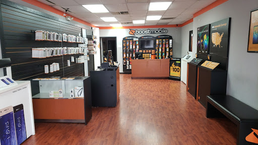 Boost Mobile Store by Allied Communications Group, 63 W Mercury Blvd, Hampton, VA 23669, USA, 