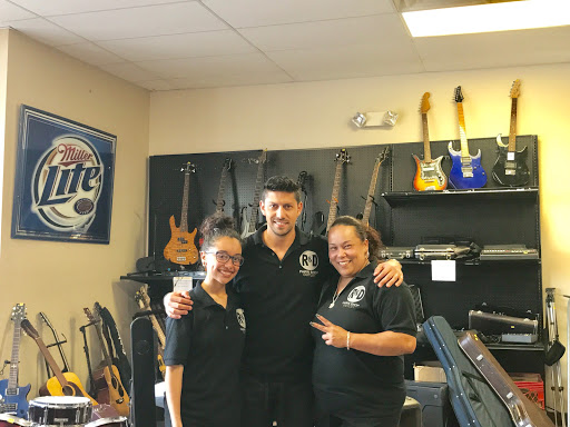 Pawn Shop «R&D PAWN AND SMOKE SHOP», reviews and photos, 942 S Delsea Dr, Vineland, NJ 08360, USA