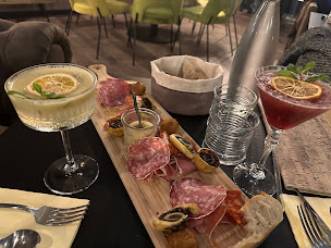 Photo n°14 de Les 3 petits cochon's à Laval ()