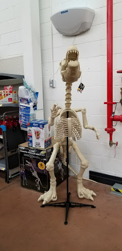 Department Store «Walmart Supercenter», reviews and photos, 27931 Kelly Johnson Pkwy, Santa Clarita, CA 91355, USA