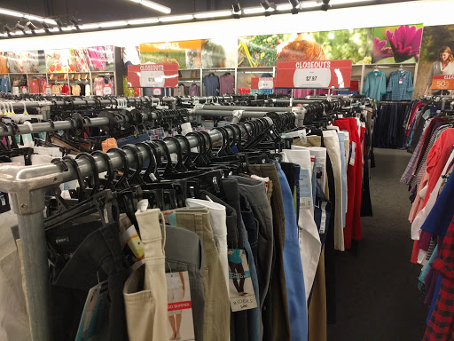 Outlet Store «VF Outlet», reviews and photos, 3939 I-35 #450, San Marcos, TX 78666, USA