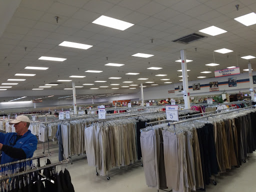 Thrift Store «Goodwill of North Georgia: Kennesaw Store and Donation Center», reviews and photos, 2500 Cobb Pkwy N, Kennesaw, GA 30152, USA