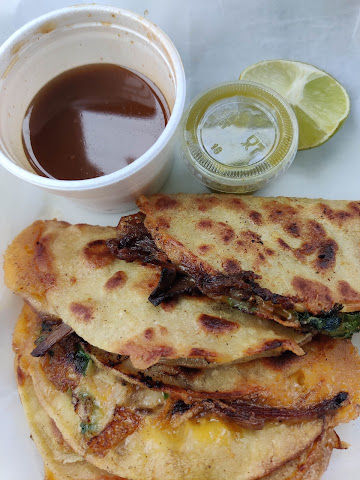 Slappingtacosatl by null