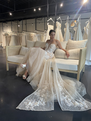 Calvet Couture Bridal, 460 N Orlando Ave #100, Winter Park, FL 32789, USA, 