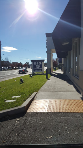 Sporting Goods Store «Big 5 Sporting Goods», reviews and photos, 2503 Cleveland Ave, Santa Rosa, CA 95403, USA