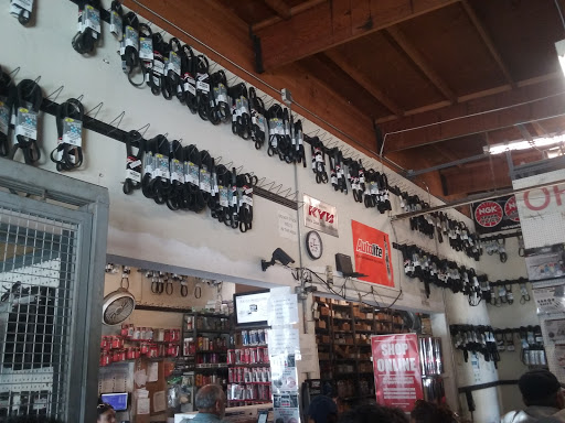 Auto Parts Store «Auto Tech Warehouse Corporation», reviews and photos, 13443 Dalewood St, Baldwin Park, CA 91706, USA
