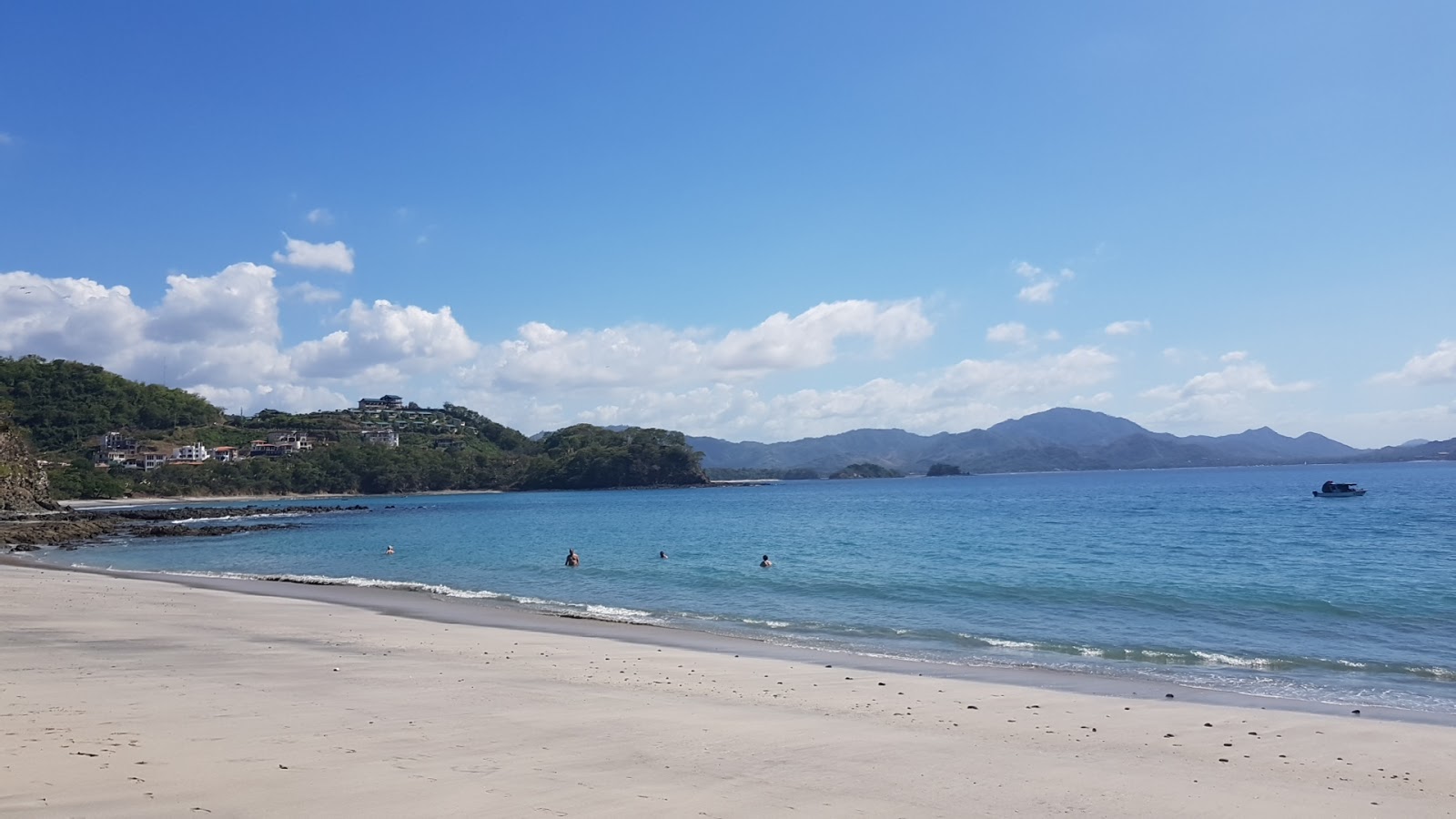 Dantita Beach'in fotoğrafı çok temiz temizlik seviyesi ile