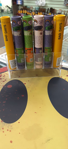 Tobacco Shop «Elab Smokers Boutique Too», reviews and photos, 719 Monroe Ave, Rochester, NY 14607, USA