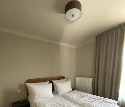 mondrian suites hotel berlin checkpoint charlie photo