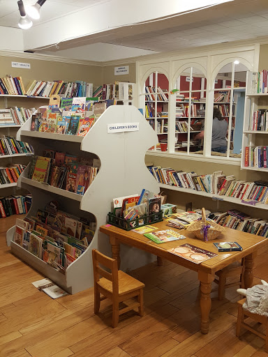 Thrift Store «Re-Uzit Shop of New Holland», reviews and photos, 707 W Main St, New Holland, PA 17557, USA