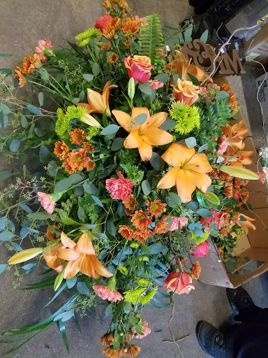 Florist «Everett Floral and Gift», reviews and photos, 4522 Evergreen Way, Everett, WA 98203, USA