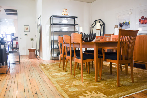 Furniture Store «Three Chairs Co», reviews and photos, 215 S Ashley St, Ann Arbor, MI 48104, USA