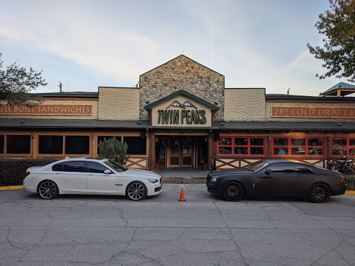 Twin Peaks Restaurant en Houston