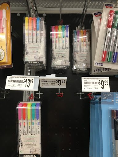 Craft Store «Michaels», reviews and photos, 121 Pearl St, Braintree, MA 02184, USA