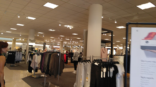 Department Store «Nordstrom Short Pump Town Center», reviews and photos, 11812 W Broad St, Richmond, VA 23233, USA
