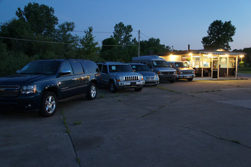 Used Car Dealer «1st quality auto mall», reviews and photos, 471 West Ave, Tallmadge, OH 44278, USA