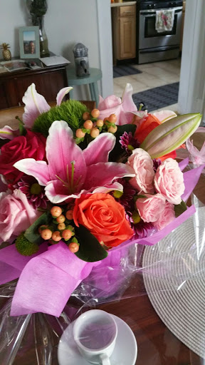 Florist «Tiger Lily Flowers», reviews and photos, 569 Cedar Ln, Teaneck, NJ 07666, USA