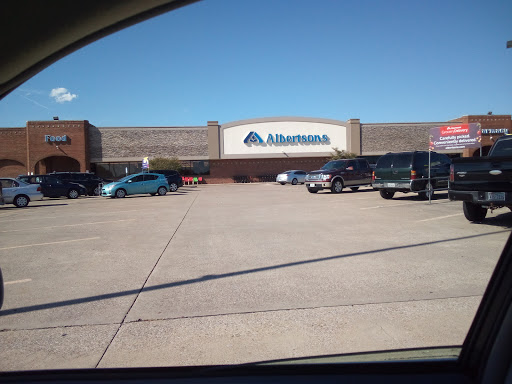 Grocery Store «Albertsons», reviews and photos, 2165 E Buckingham Dr, Richardson, TX 75081, USA