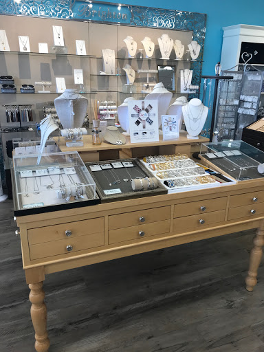 Gift Shop «Artsy Abode at Lake City», reviews and photos, 313 NW Commons Loop #119, Lake City, FL 32055, USA