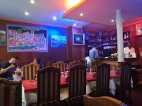Atmosphère du Restaurant indien Spicy World à Clichy - n°7
