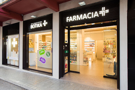 Farmacia Rivera Ibaizabal Kalea, 4, 01400 Laudio, Álava, España