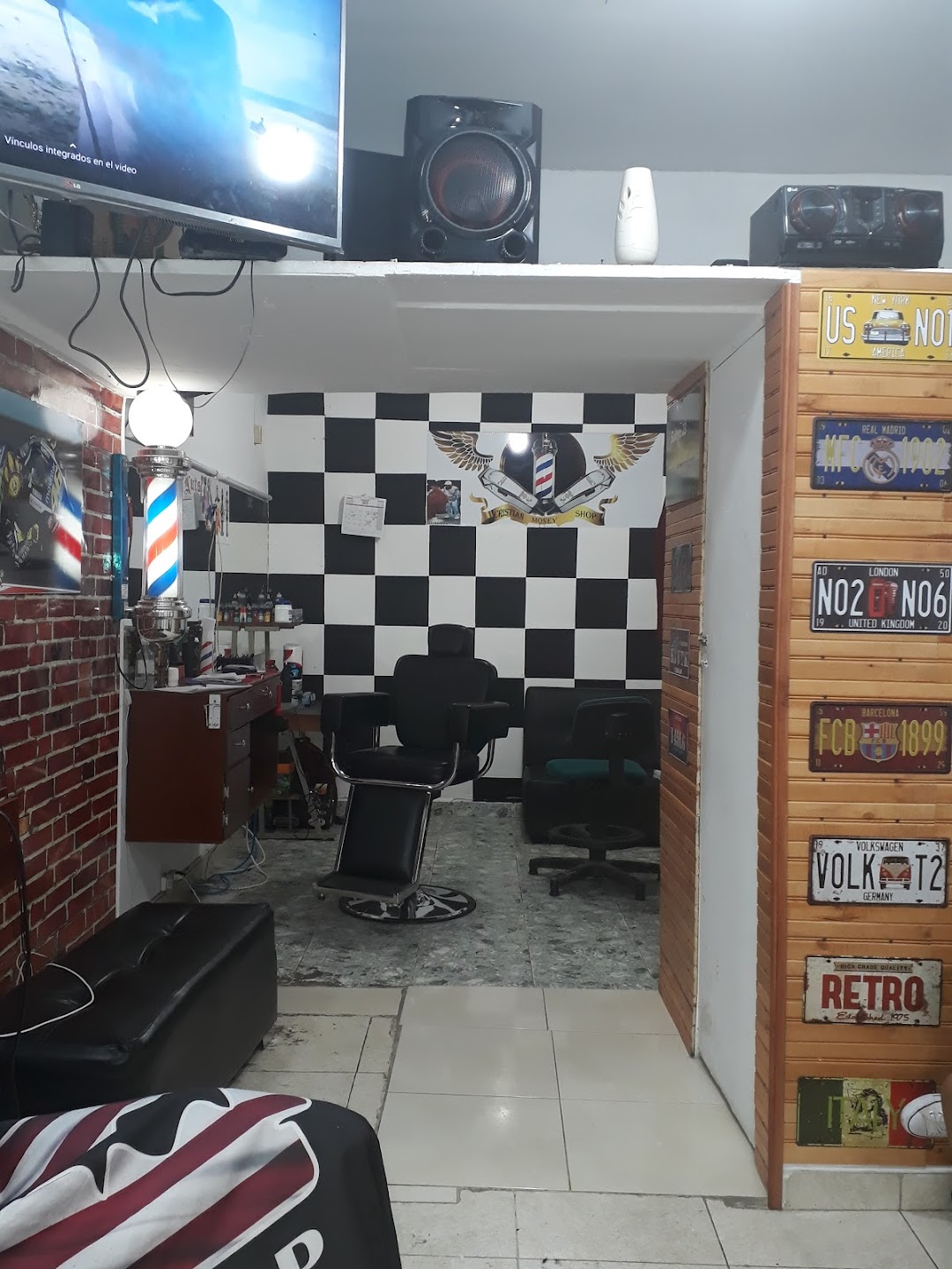 Cris Barber Shop