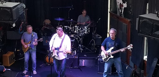 Bar & Grill «EvenFlow Music & Spirits», reviews and photos, 302 W State St, Geneva, IL 60134, USA