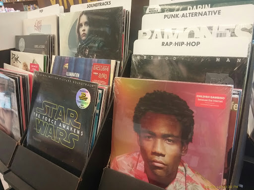 Book Store «Barnes & Noble», reviews and photos, 1991 Sproul Rd, Broomall, PA 19008, USA