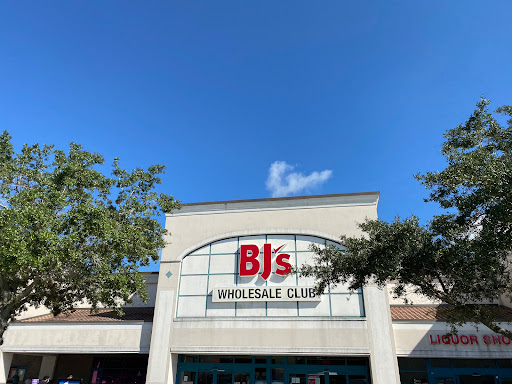 BJ’s Wholesale Club, 1929 NE Pine Island Rd, Cape Coral, FL 33909, USA, 