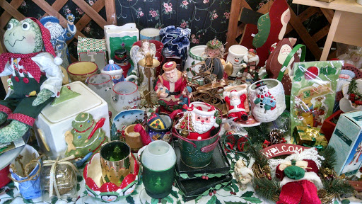 Thrift Store «Halo Bargain Center», reviews and photos