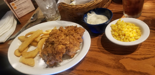 American Restaurant «Cracker Barrel Old Country Store», reviews and photos, 106 Marketplace Dr, Hampton, VA 23666, USA