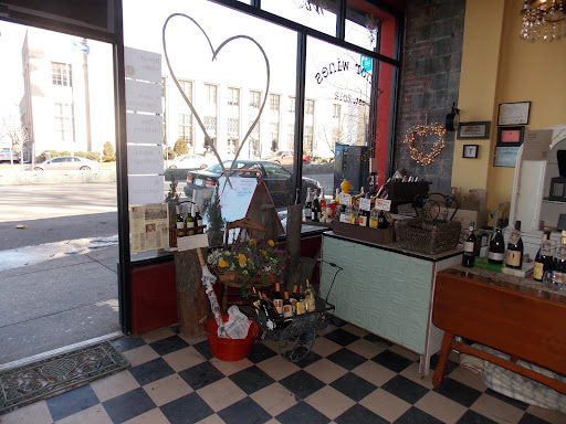 Wine Store «Honor Wines», reviews and photos, 36 Bay St, Staten Island, NY 10301, USA
