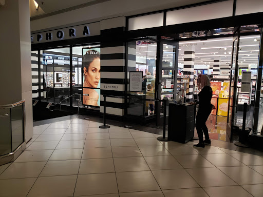 SEPHORA inside JCPenney, 3 Woodfield Mall, Schaumburg, IL 60173, USA, 