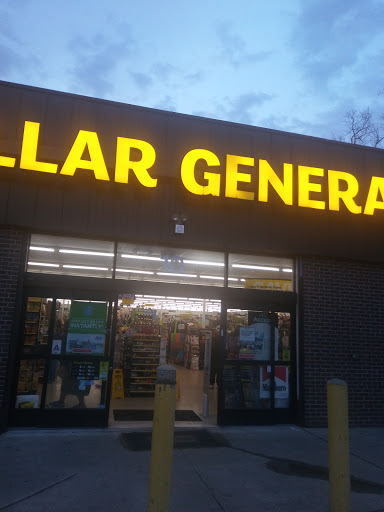Discount Store «Dollar General», reviews and photos, 10 Fee Fee Rd, Maryland Heights, MO 63043, USA